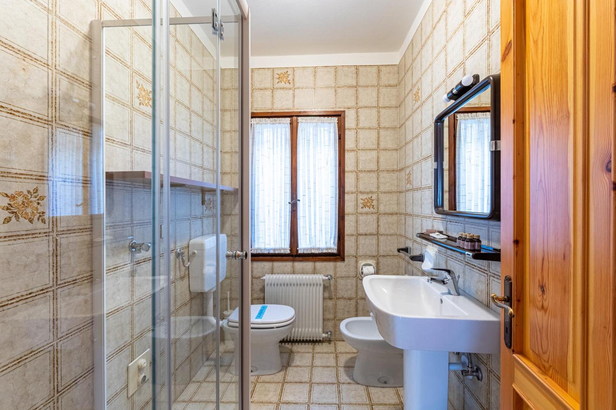 Albergo Diffuso Ravascletto Exterior foto